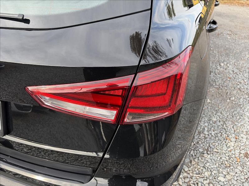 Seat Arona 1,0 TSi  ACC,Kessy,Tažné,Navig - fotka 38 z 50