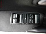 Volkswagen Polo (2016) 1.2 TSi, ČR, AC, STK6/28 - náhled 14