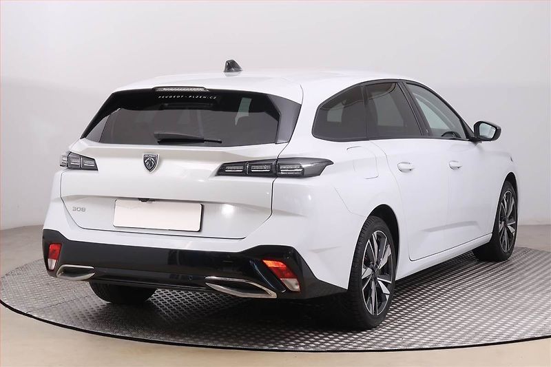 Peugeot 308 (2024) 1.2 PureTech - fotka 5 z 20
