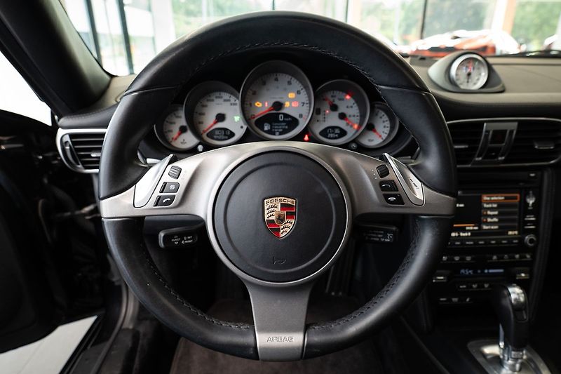 Porsche 911 (997.2) Carrera 4S PDK/Bose/Ch - fotka 6 z 18