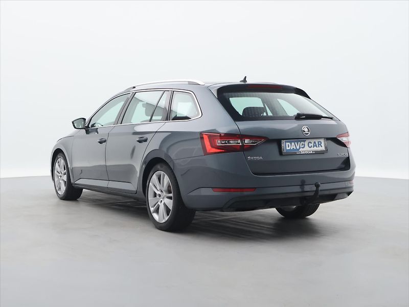 Škoda Superb 2,0 TDI 110kW Style CZ DPH - fotka 5 z 27