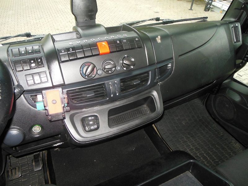 Iveco Eurocargo 180E32, Valník 9,3m - 23 Palet - fotka 26 z 29