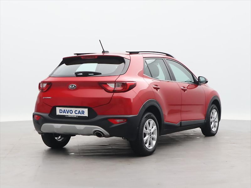 Kia Stonic 1,4 CVVT 73kW Aut. Premium CZ - fotka 7 z 31