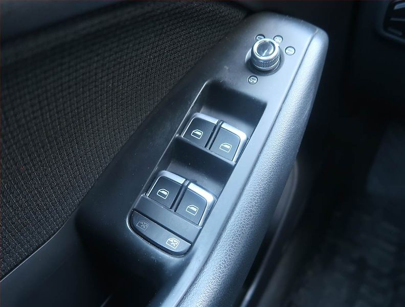 Audi Q5 (2016) S line 3.0 TDI, 4X4, Automat - fotka 15 z 15