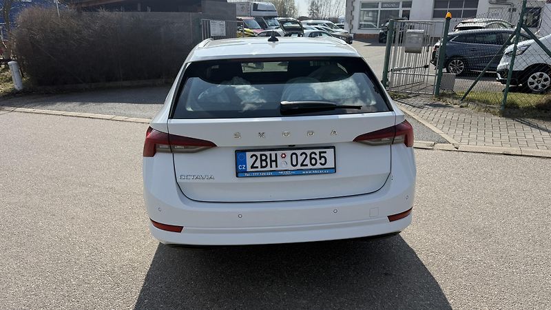 Škoda Octavia (2021) 2.0TDI KOMBI MANUÁL  - fotka 7 z 23