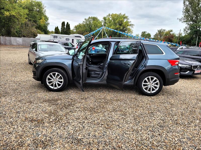 Škoda Kodiaq 1,5 TSI,DSG,7míst,navi,výhřev - fotka 19 z 50