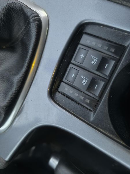 Ford Mondeo 2.0TDCI,100TKM,KRÁSNÉ,1MAJ65L - fotka 9 z 17