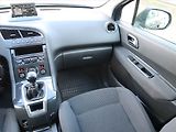 Peugeot 5008 (2013) 1.6 THP, Navi, Xenony - náhled 8