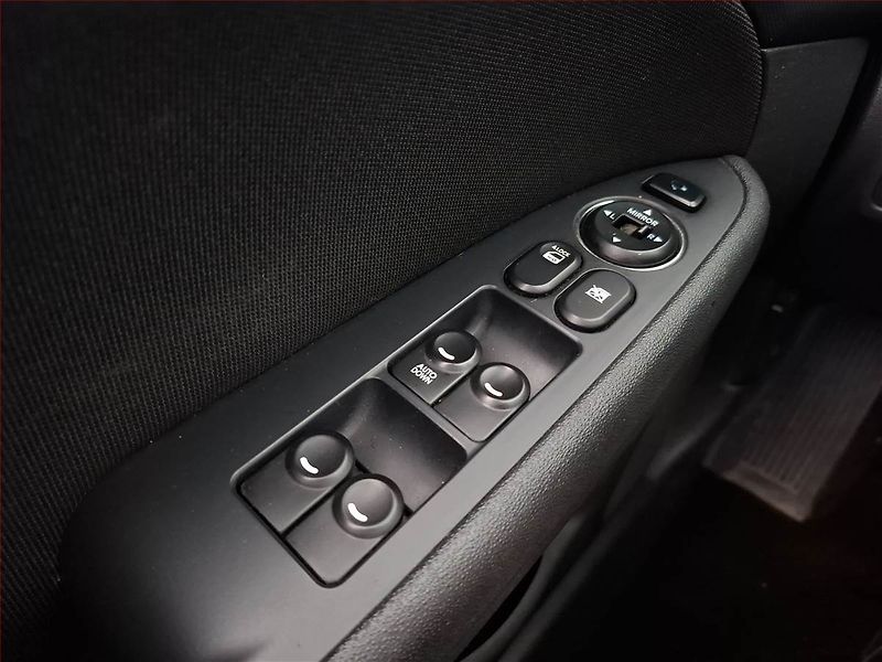 Hyundai i30 (2010) 1.4 CVVT, za skvělou cenu - fotka 14 z 14