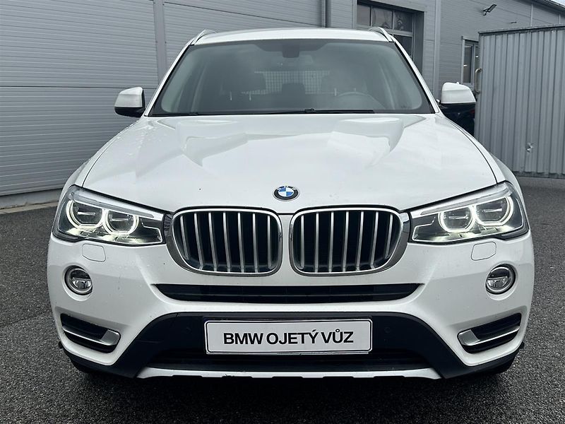 BMW X3 xDrive20d - fotka 12 z 13