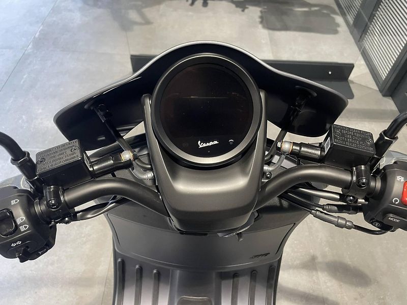 Vespa (2025) GTV 310 EU5+ - fotka 9 z 11