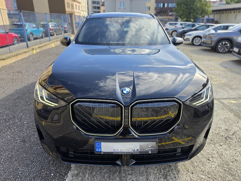 BMW X3 (2025) 20d xDrive Mpaket + tažné - fotka 8 z 23