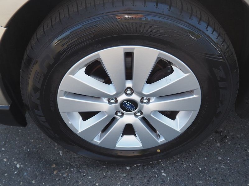 Subaru Outback (2016) 2.5i LinearTronic AWD - fotka 8 z 40