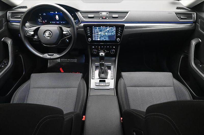 Škoda Superb 2,0 TDI 110 kW DSG Style Záruk - fotka 15 z 32