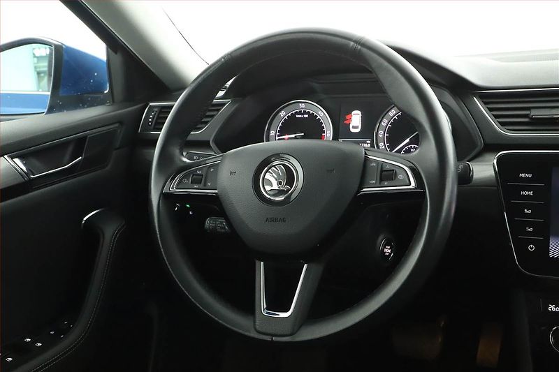 Škoda Superb (2020) 2.0 TDI, Automat, Navi - fotka 16 z 19