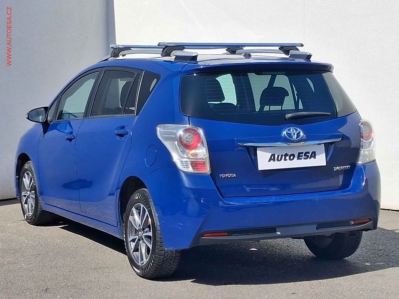 Toyota Verso (2013) 1.8i, 1.maj,ČR, Navi, AC - fotka 6 z 19