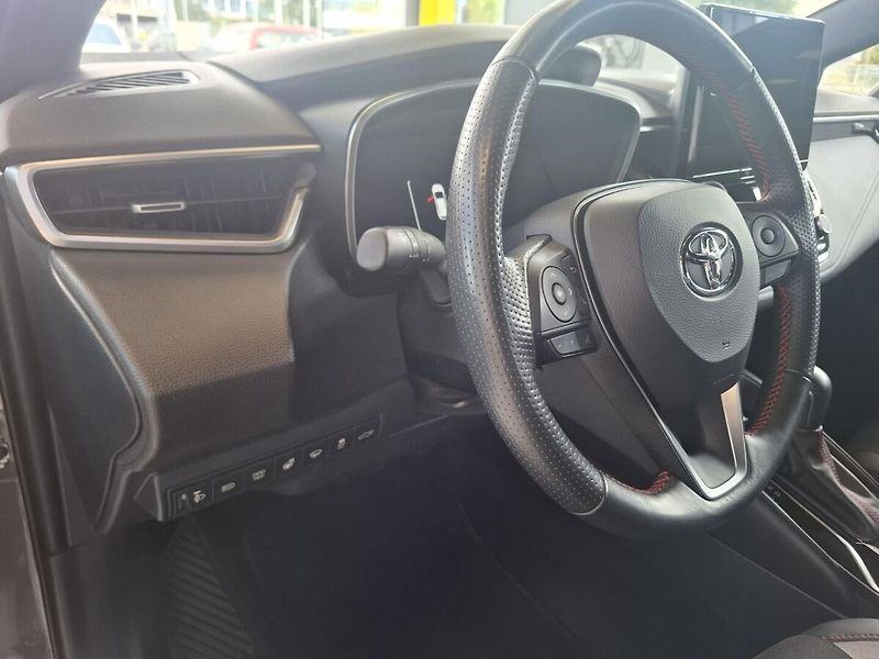 Toyota Corolla 2.0HEV 112KW GR Sport 2024 - fotka 10 z 13