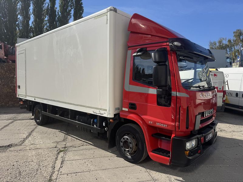 Iveco Eurocargo (2014) 120E21 E6-skříň-čelo-měchy - fotka 1 z 25