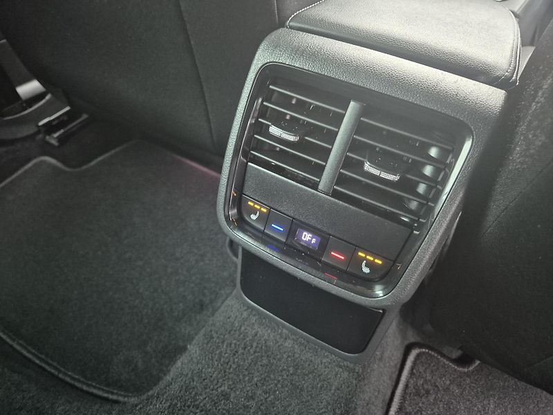 Škoda Octavia ZAMLUVENO ! 2,0TDi 85kw 17ALU - fotka 41 z 46