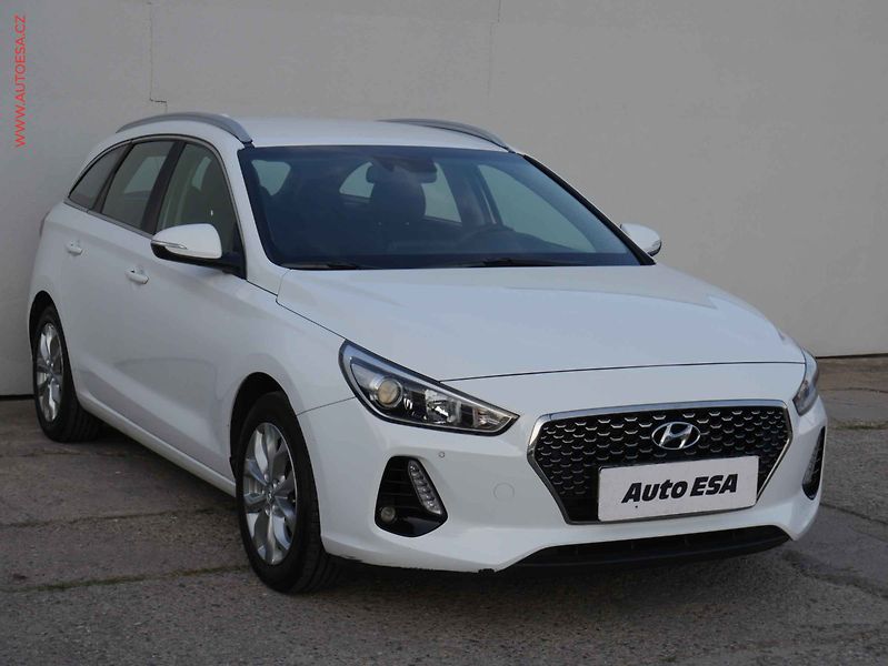 Hyundai i30 (2017) 1.6CRDi, ČR, Navi - fotografie inzerátu