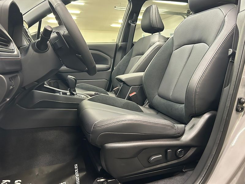 Subaru Forester (2025) 2.0 Touring 2025 4x4 nové | Zá - fotka 13 z 68