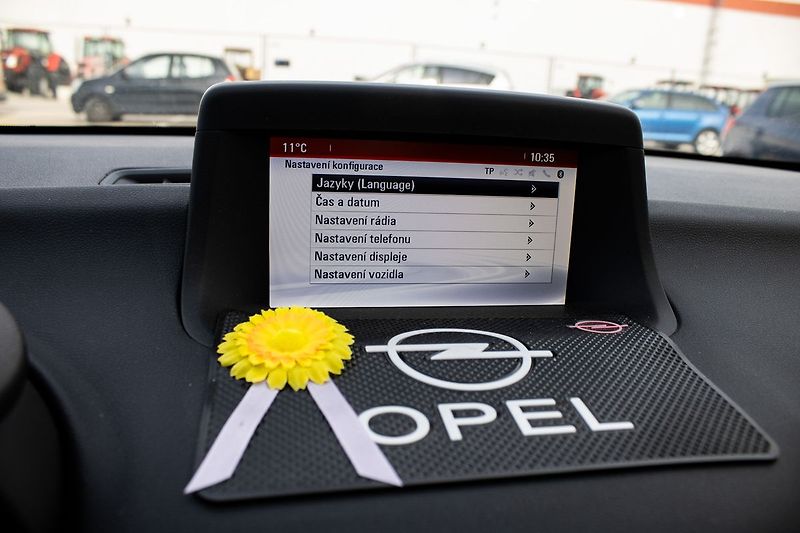 Opel Meriva B, servis, tažné - fotka 24 z 38