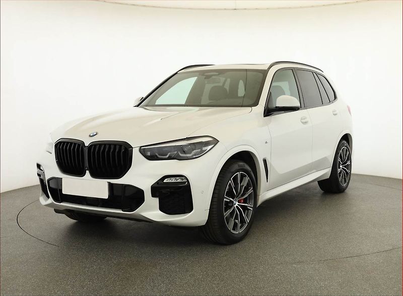 BMW X5 (2021) xDrive30d - fotka 2 z 22
