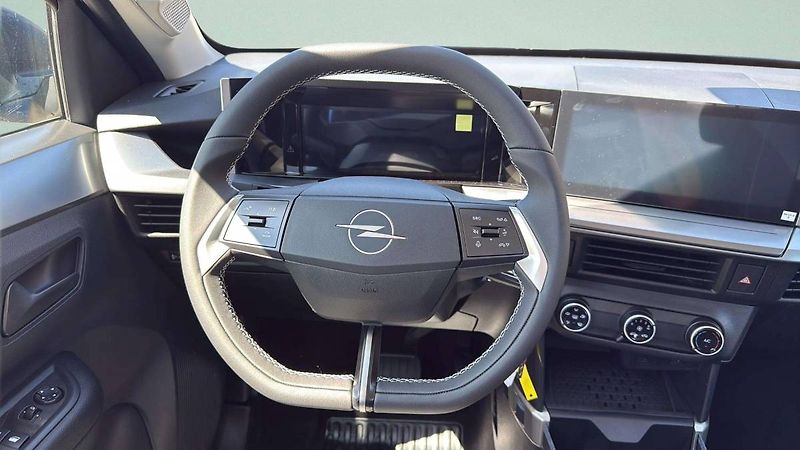 Opel Frontera (2026) Edition Hybrid 1.2 TURBO (81kW - fotka 17 z 24