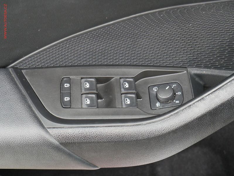Škoda Octavia (2020) 1.5 TSi, Style, LED, navi - fotka 11 z 19