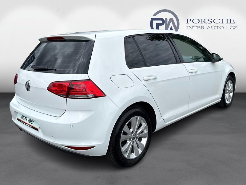 Volkswagen Golf 1.2 TSI MARATON EDITION  81 kW - fotka 2 z 26