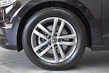 Volkswagen Touran 2.0TDI DSG*TAŽNÉ*7.MÍST*ČR 1.M - náhled 39