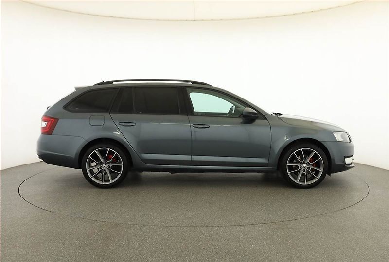 Škoda Octavia (2015) Ambition 2.0 TDI, Automat - fotka 6 z 18