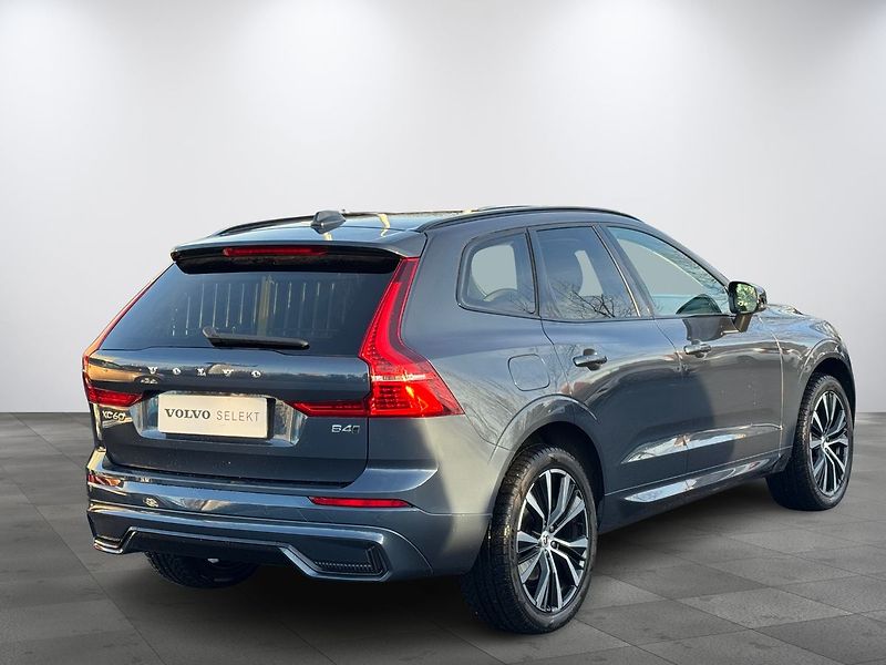 Volvo XC60 PLUS B4 AWD, POLESTAR, TZ - fotka 5 z 26