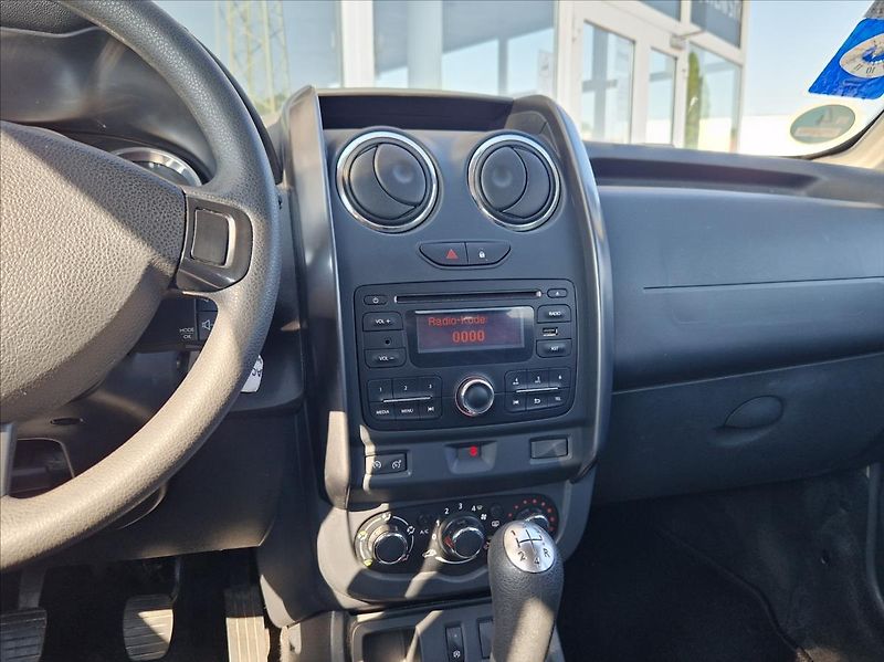 Dacia Duster 1,6 i 84kW AC NOSIČ HEZKÝNÁJ. - fotka 21 z 27