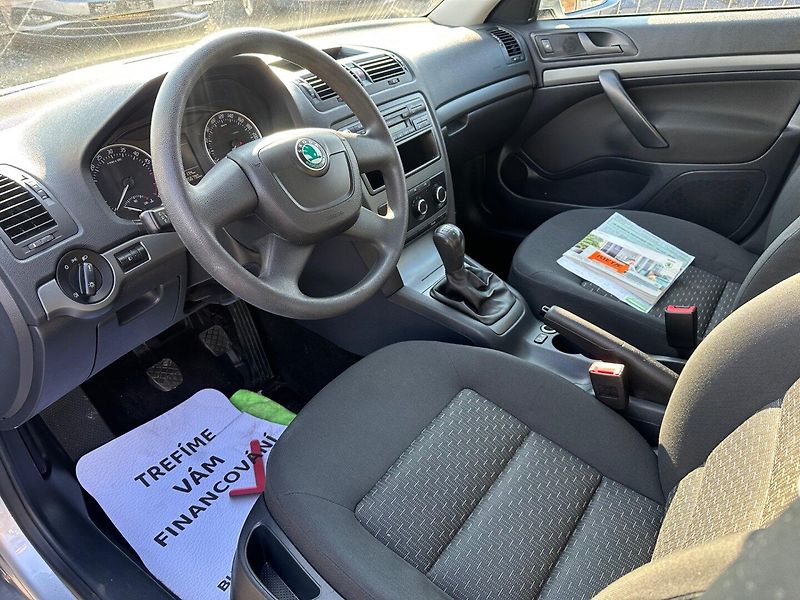 Škoda Octavia (2012) 1.6TDi GARANCE KM - fotka 7 z 12