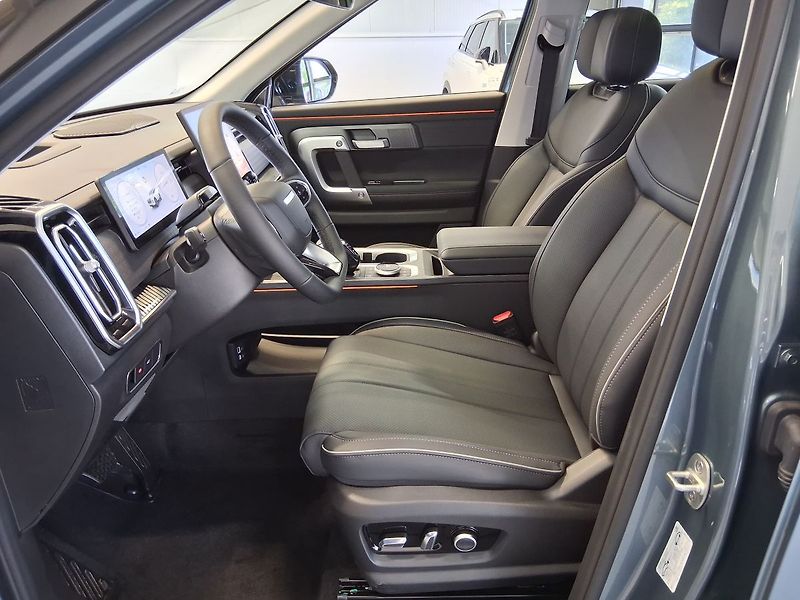 Jaecoo 7 (2026) Exclusive 1.6 tGDI ICE AWD - fotka 8 z 23