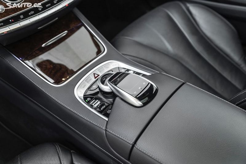 Mercedes-Benz Třídy S 560 4M,Facelift,Folie,Panorama - fotka 32 z 36