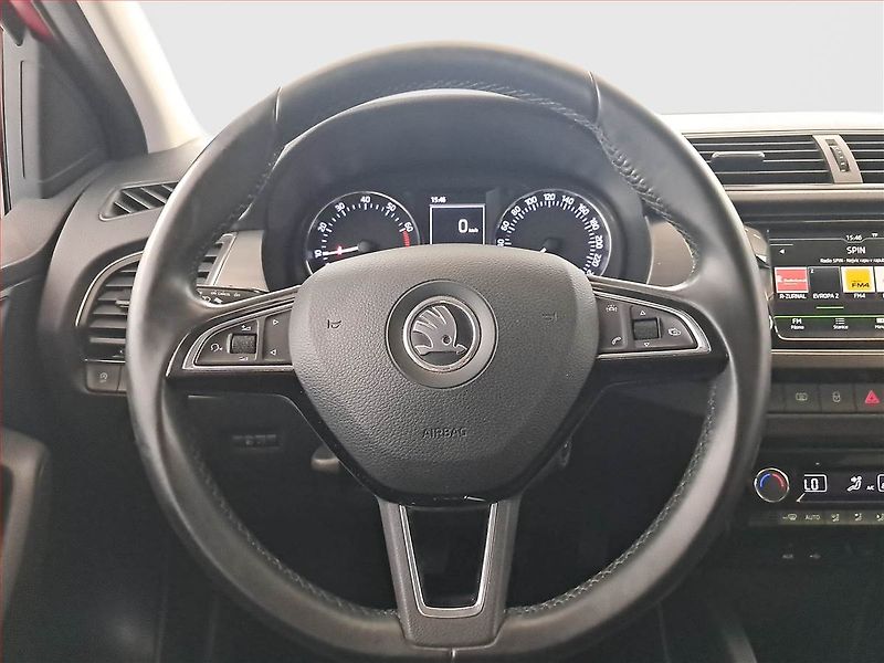 Škoda Fabia (2015) 1.2 TSI, Park. senzory - fotka 17 z 18