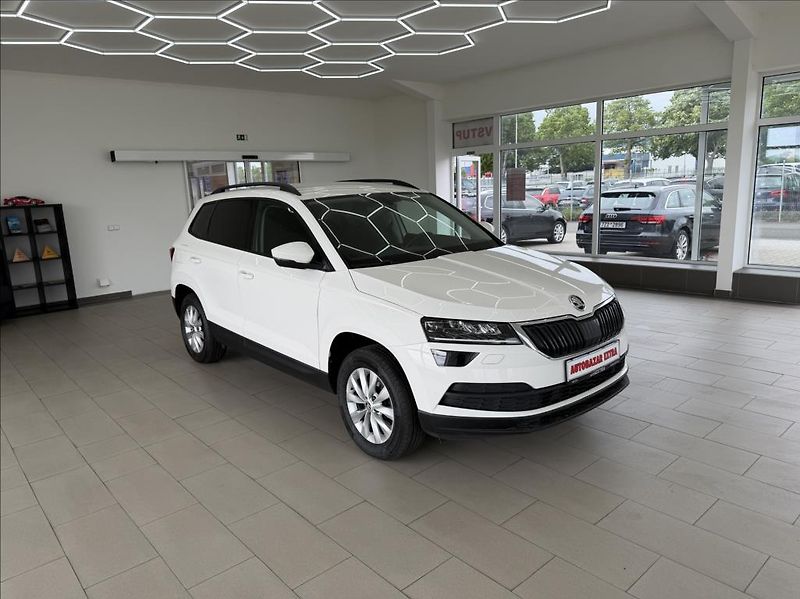 Škoda Karoq 2,0 TDi, DSG,NAVI,TZ,LED - fotka 3 z 28