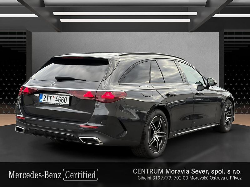 Mercedes-Benz Třídy E E 450d 4M kombi - fotka 5 z 17