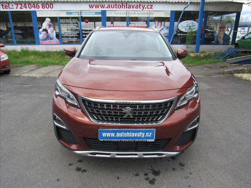 Peugeot 3008 1,2 96kW Allure 1.majitel - fotka 2 z 34