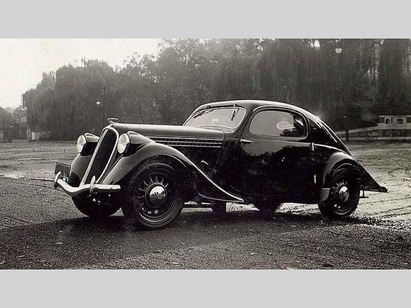 Škoda Rapid (1984) a Škoda Rapid (1935).