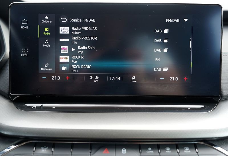 Škoda Octavia IV  2.0 TDI DSG 4x4/150 PS - fotka 35 z 43