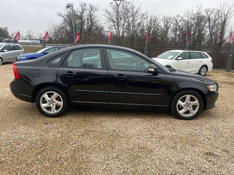 Volvo S40 1.6D 84KW*NOVÉ VSTŘIKY* - fotka 8 z 26