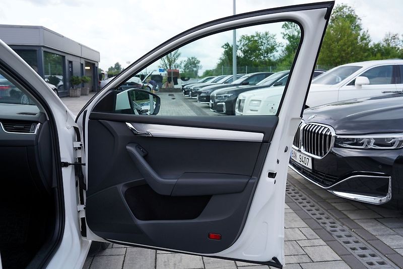 Škoda Octavia III  2.0TDi 135 kW DSG 4x4 ČR - fotka 26 z 41