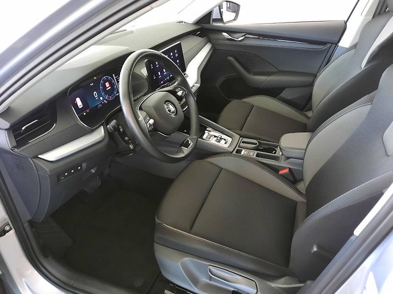 Škoda Octavia (2023) Combi 2.0 TDI (110kW/150k) DSG - fotka 6 z 26