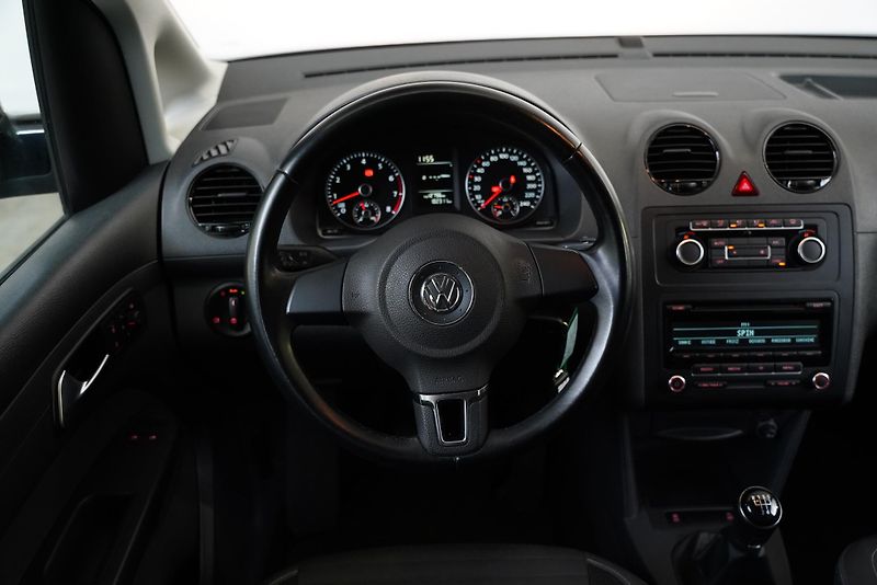 Volkswagen Caddy - fotka 15 z 22