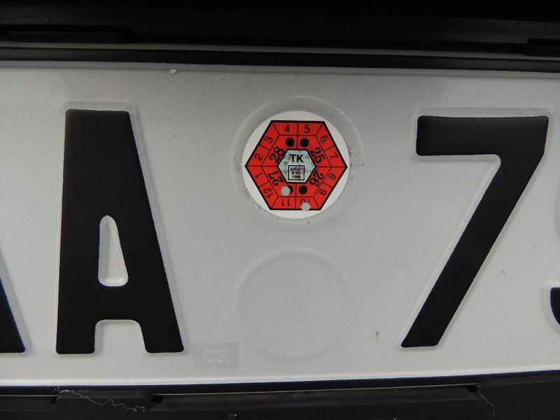Škoda Fabia (2005) 1.2HTP,40kw,ČR,1majitel - fotka 33 z 33