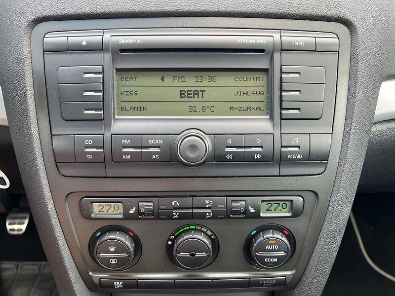 Škoda Octavia (2007) Scout 2.0TDi 103kW! - fotka 14 z 23