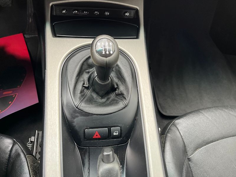 BMW Z4 2.0, 110kW Roadster - fotka 14 z 21